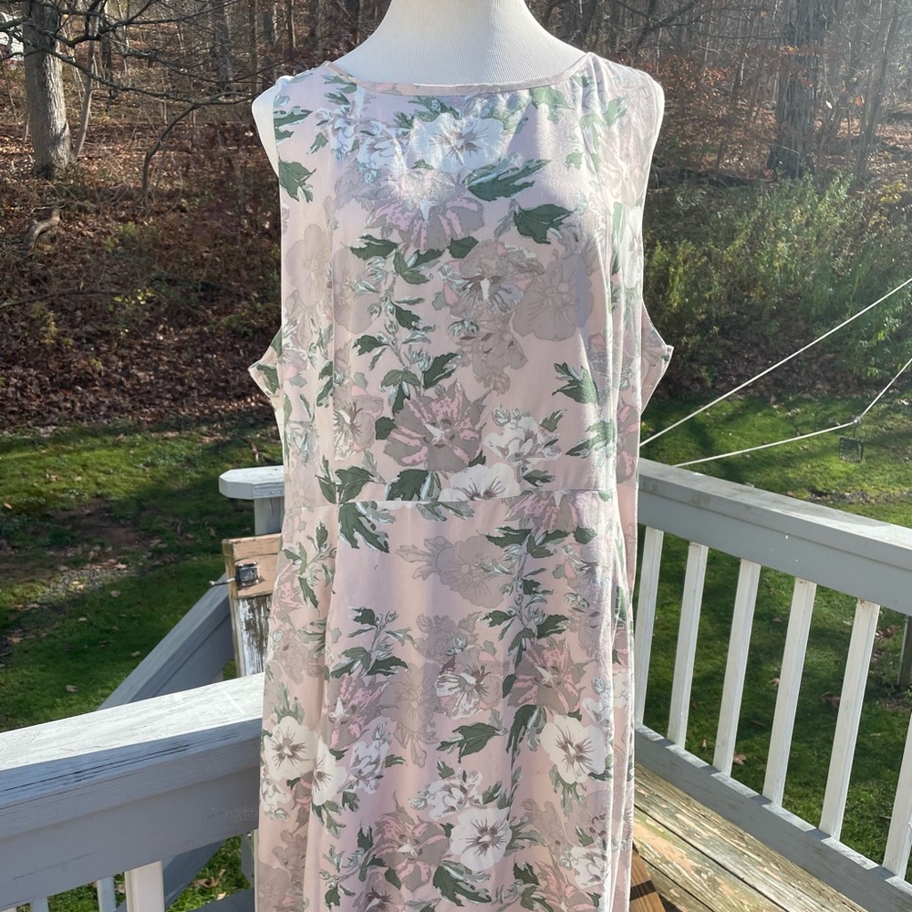 Adorable BB Dakota sleeveless floral dress 16